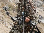 Compound Bows Kit30-65Lbs Adjustable Adult Aluminum Right Hand Bow with All Accessories for Outdoor Bow Hunting Archery,camouflage color